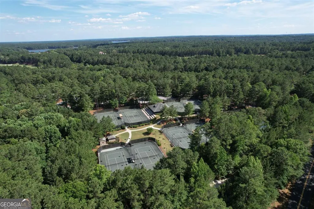 1020C Tailwater Greensboro, GA 30642