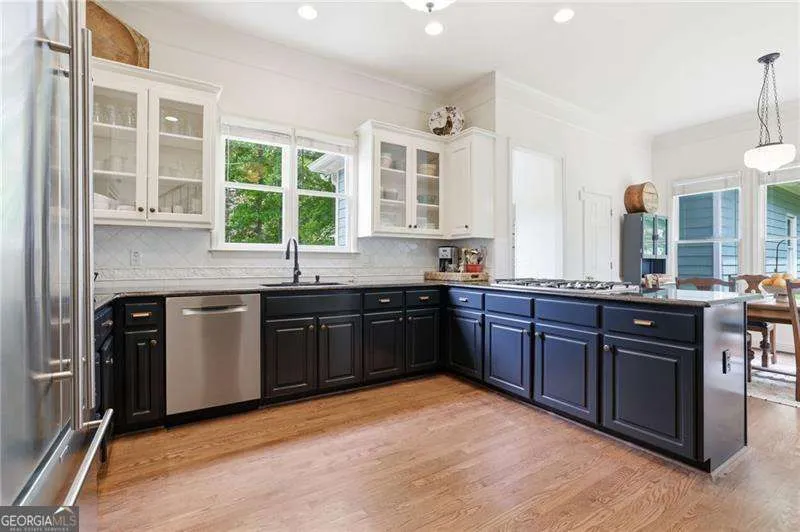 360 Coach House LN Milton, GA 30004