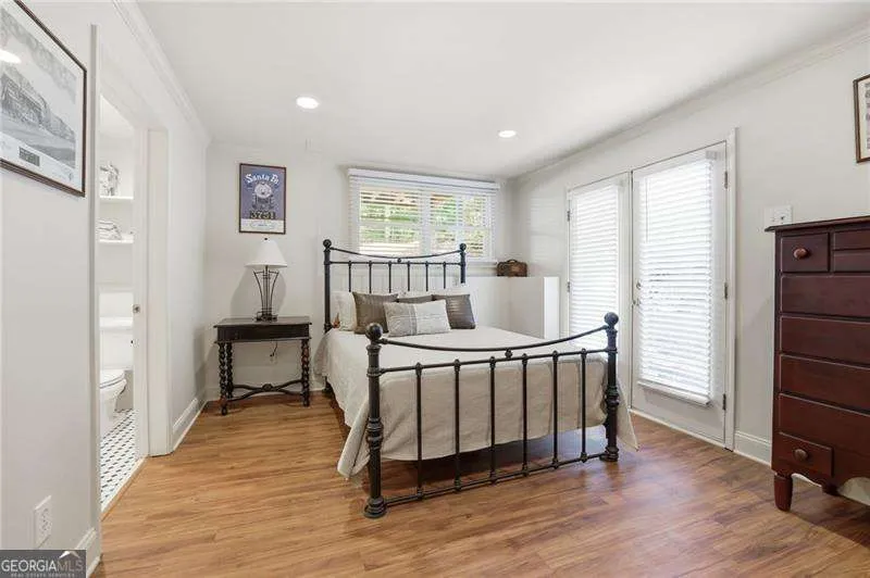 360 Coach House LN Milton, GA 30004