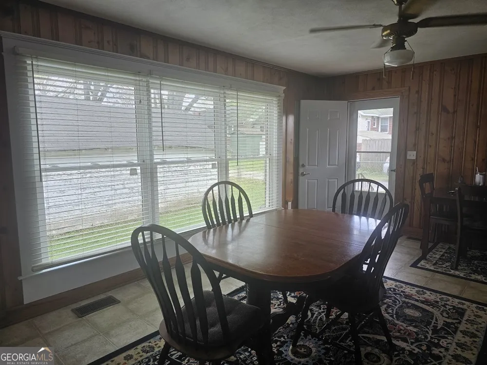 2001 First AVE Rockmart, GA 30153