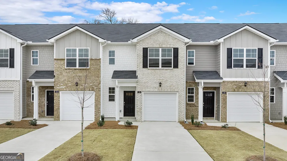 206 Kenmore CIR Perry, GA 31069