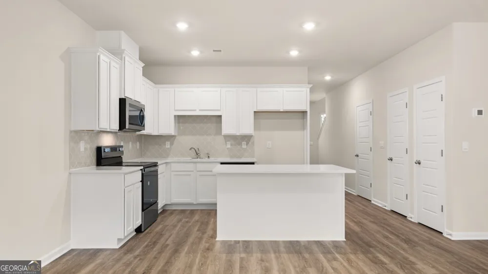 206 Kenmore CIR Perry, GA 31069