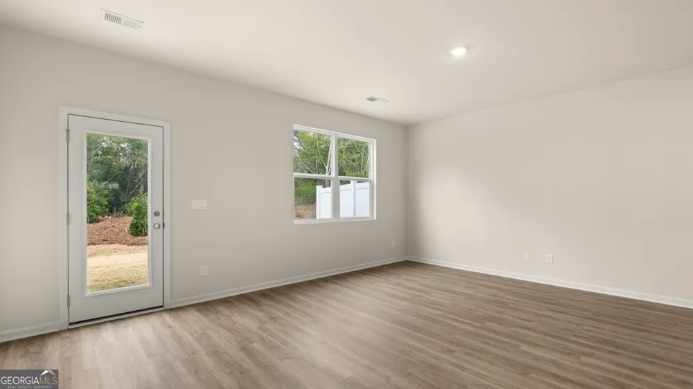 206 Kenmore CIR Perry, GA 31069