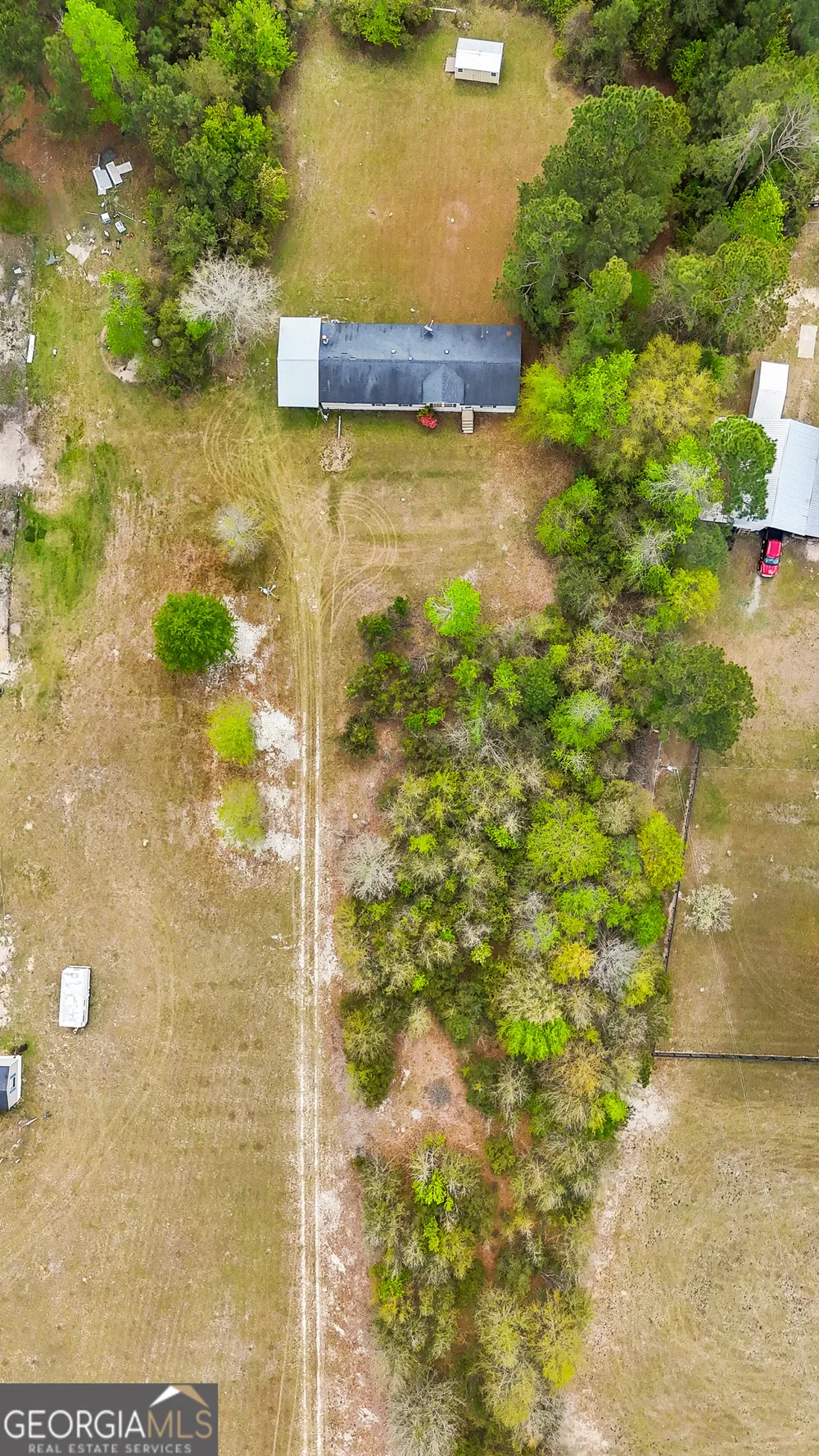 1298 Lee RD Pembroke, GA 31321