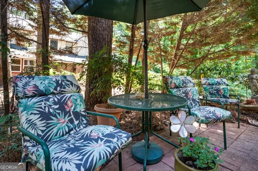 6176 Wintergreen RD Norcross, GA 30093