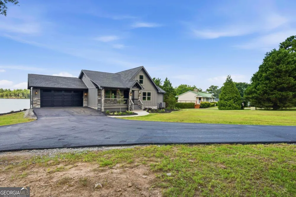 2560 Swords RD Greensboro, GA 30642