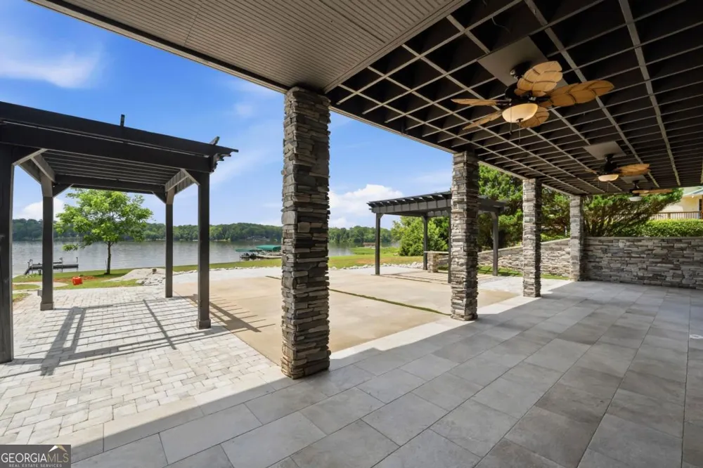 2560 Swords RD Greensboro, GA 30642