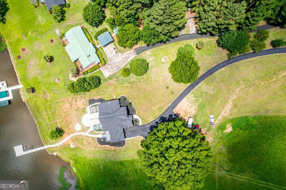 2560 Swords RD Greensboro, GA 30642