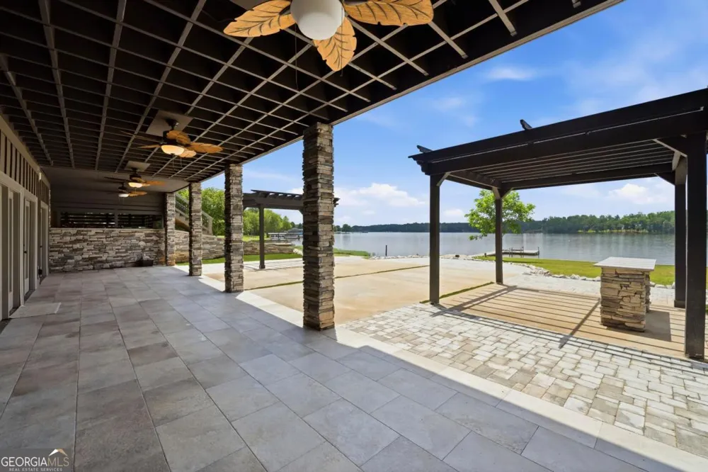 2560 Swords RD Greensboro, GA 30642
