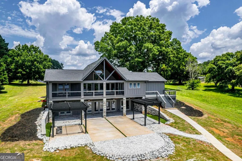2560 Swords RD Greensboro, GA 30642
