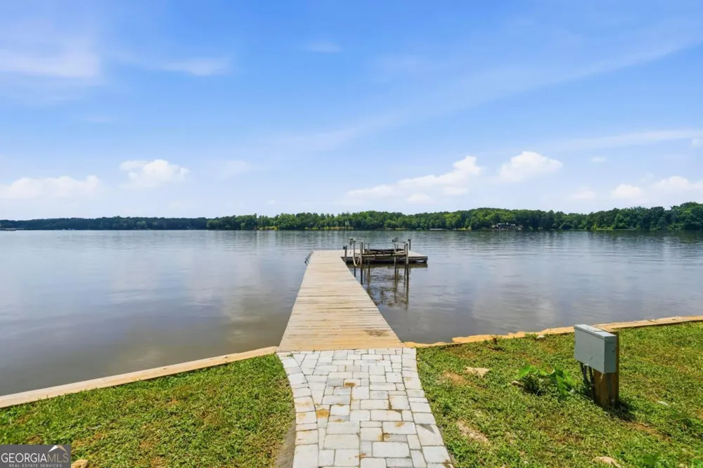 2560 Swords RD Greensboro, GA 30642