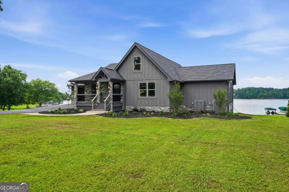 2560 Swords RD Greensboro, GA 30642