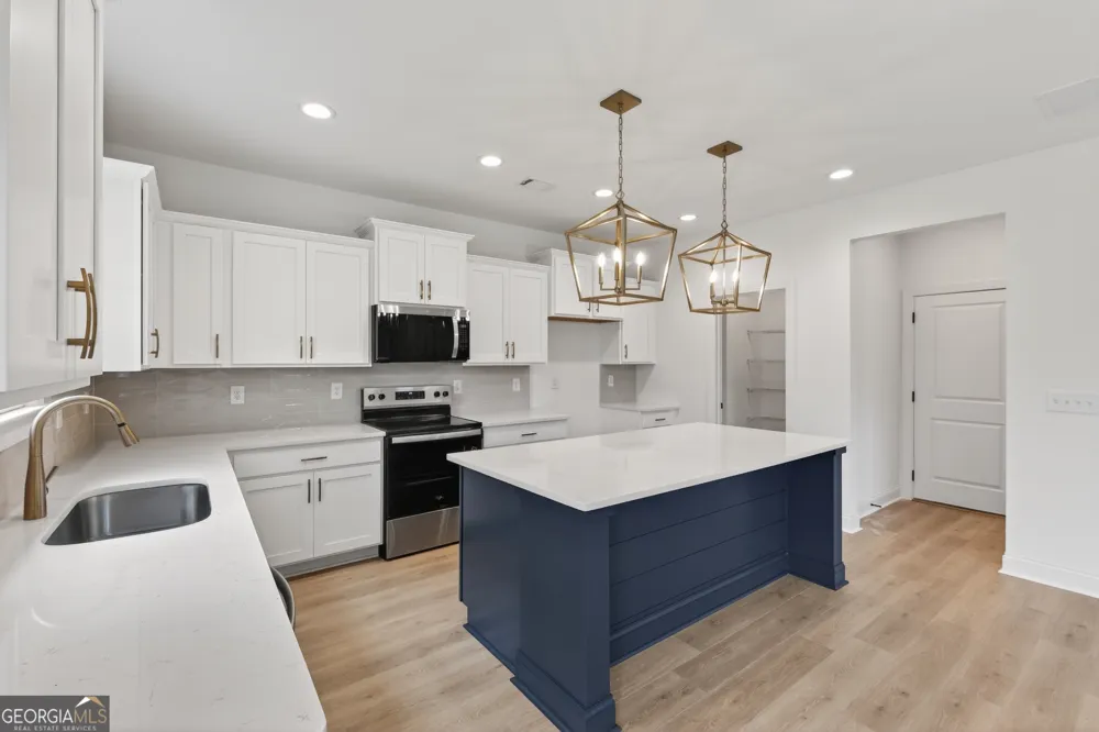 12 CORETTA CT Winder, GA 30680