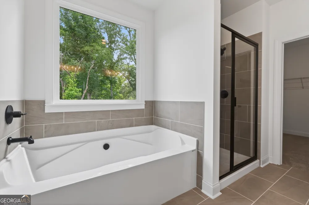 12 CORETTA CT Winder, GA 30680