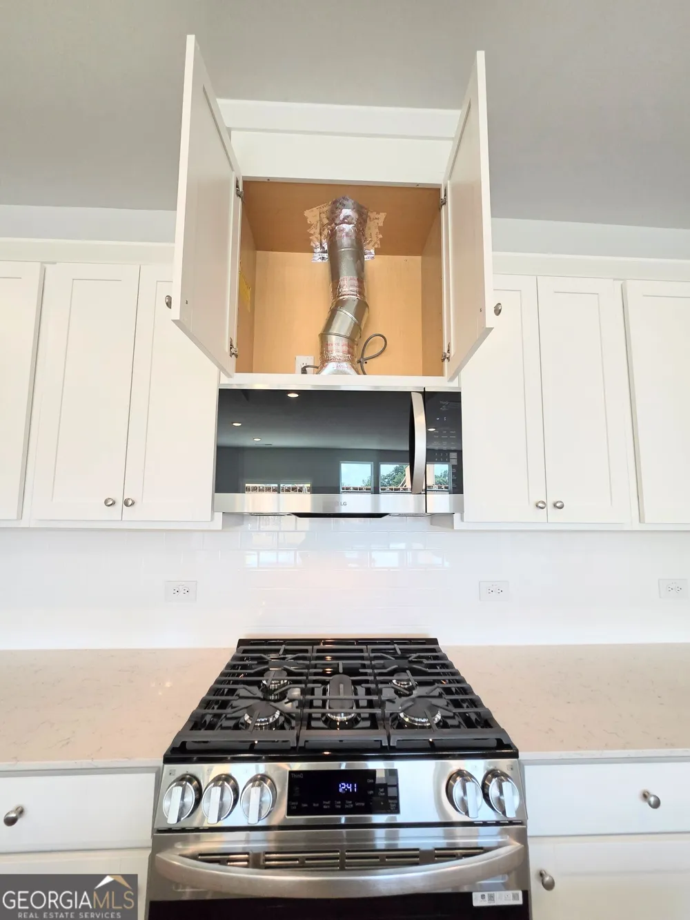 1319 Farmers LOOP Austell, GA 30106
