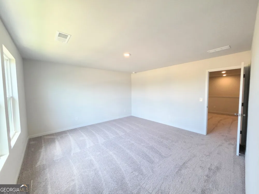 1319 Farmers LOOP Austell, GA 30106
