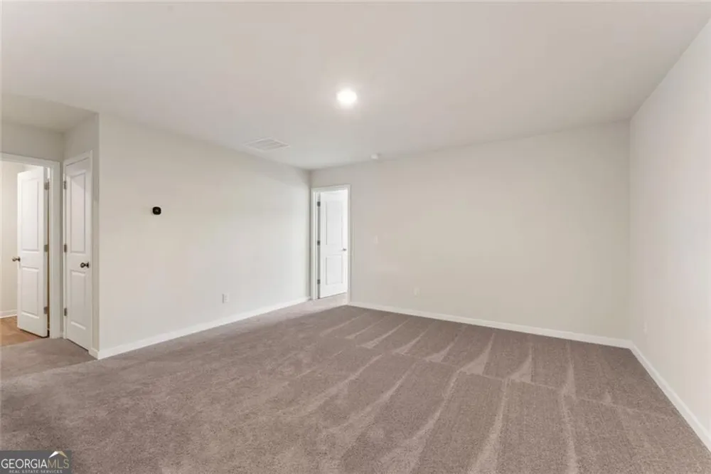 1383 Farmers LOOP Austell, GA 30106