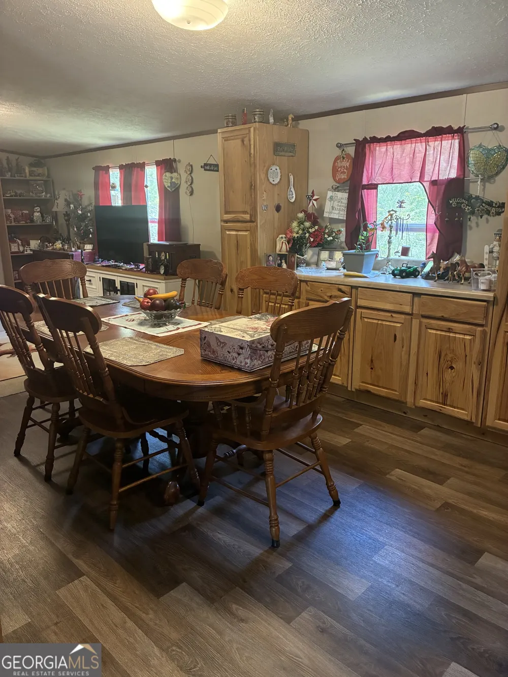 407 Knight DR Ellijay, GA 30540