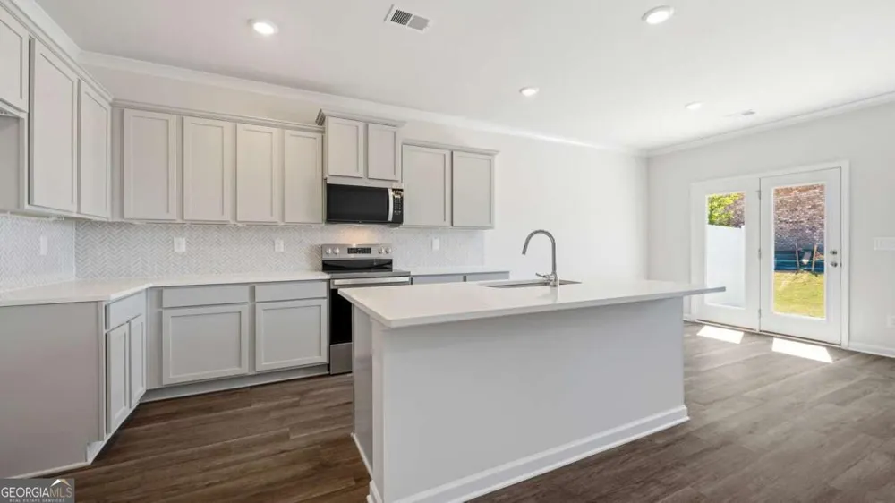 490 Silver Moon Loganville, GA 30052