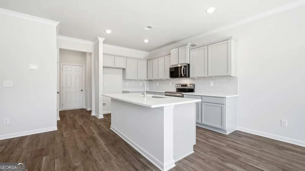 490 Silver Moon Loganville, GA 30052
