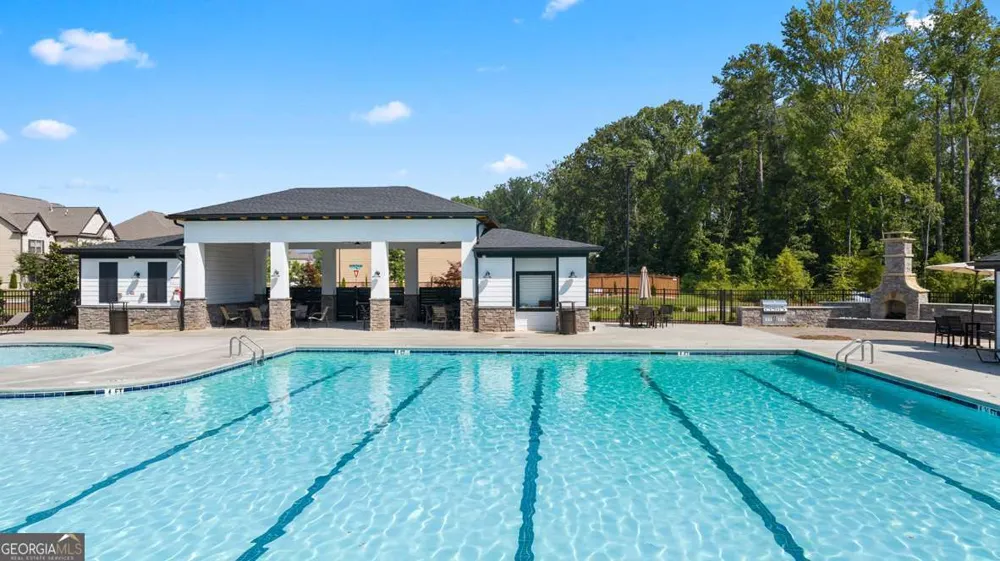 490 Silver Moon Loganville, GA 30052