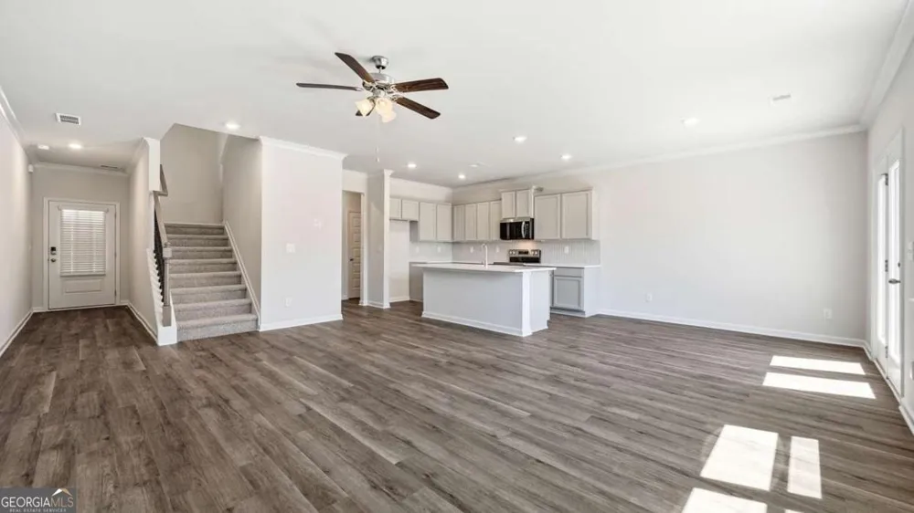 490 Silver Moon Loganville, GA 30052