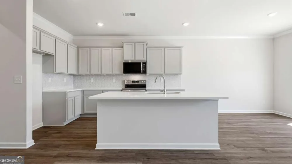 490 Silver Moon Loganville, GA 30052