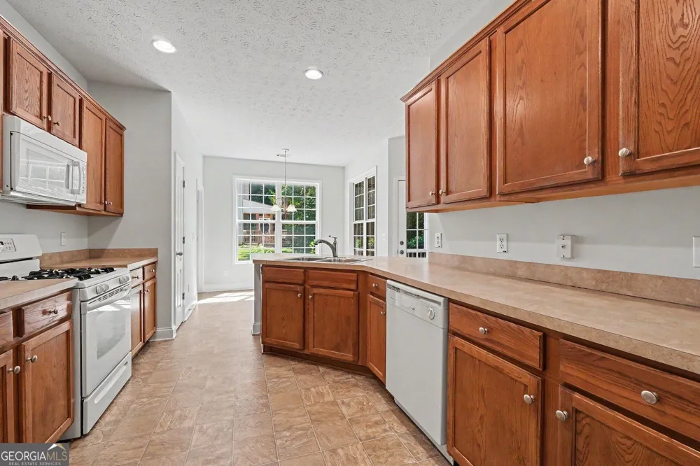 1156 Holland RD Dallas, GA 30157