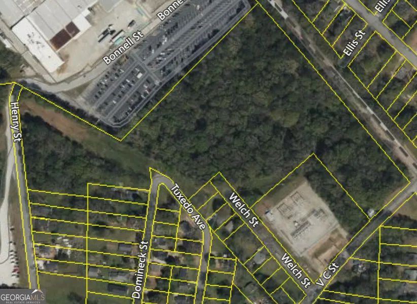 33 V C ST Newnan, GA 30263