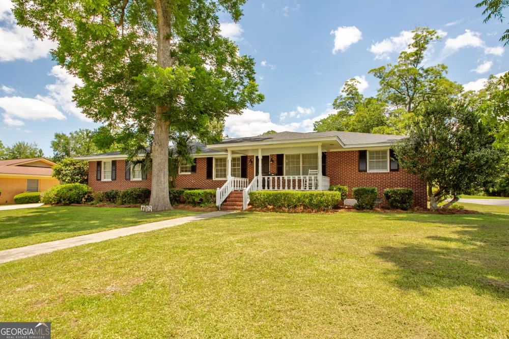 1708 City BLVD Waycross, GA 31501