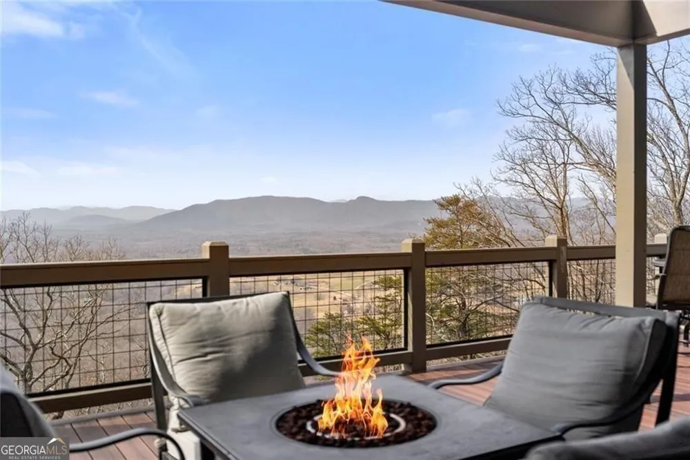 655 Mountainside DR Cleveland, GA 30528