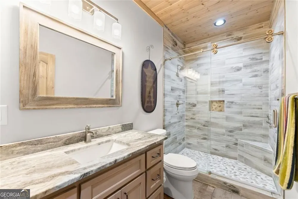 655 Mountainside DR Cleveland, GA 30528