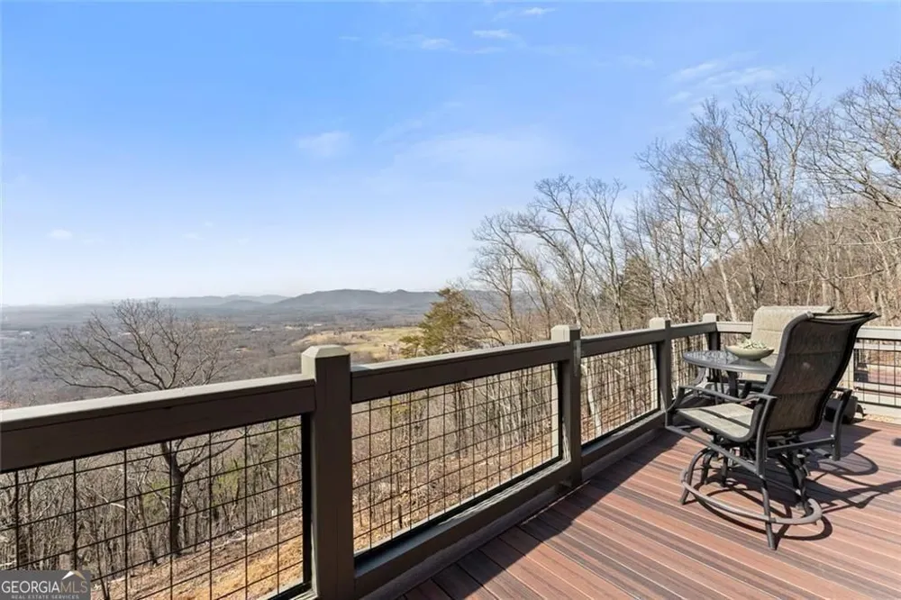 655 Mountainside DR Cleveland, GA 30528