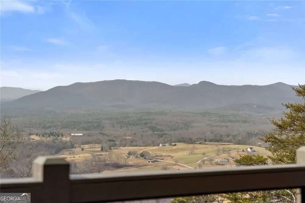 655 Mountainside DR Cleveland, GA 30528