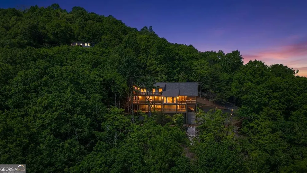 1091 Deer Run RDG Jasper, GA 30143