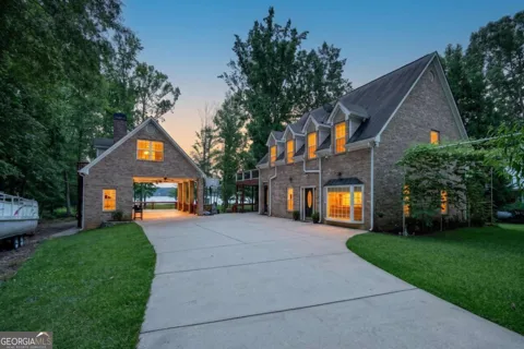 293 Buckhorn DR