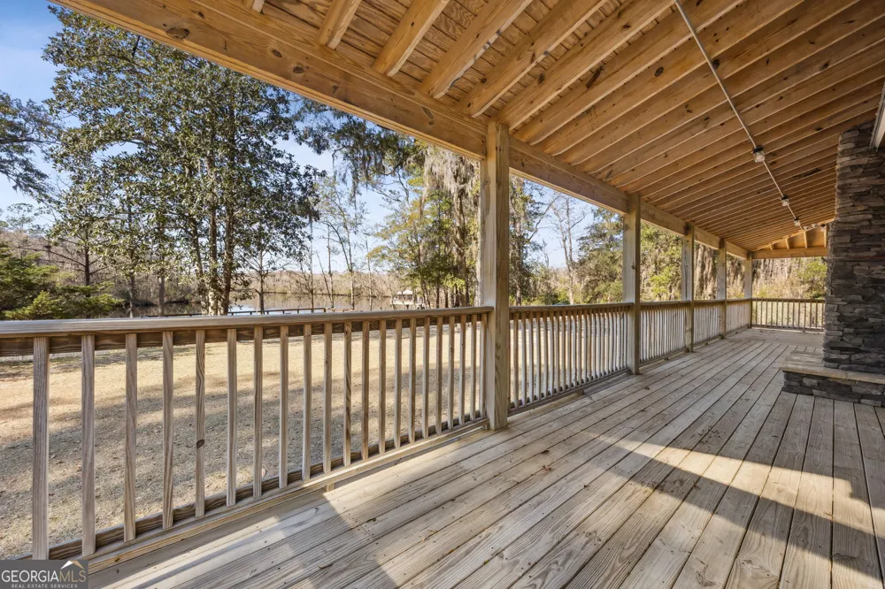 212 Bowline LN Kingsland, GA 31548