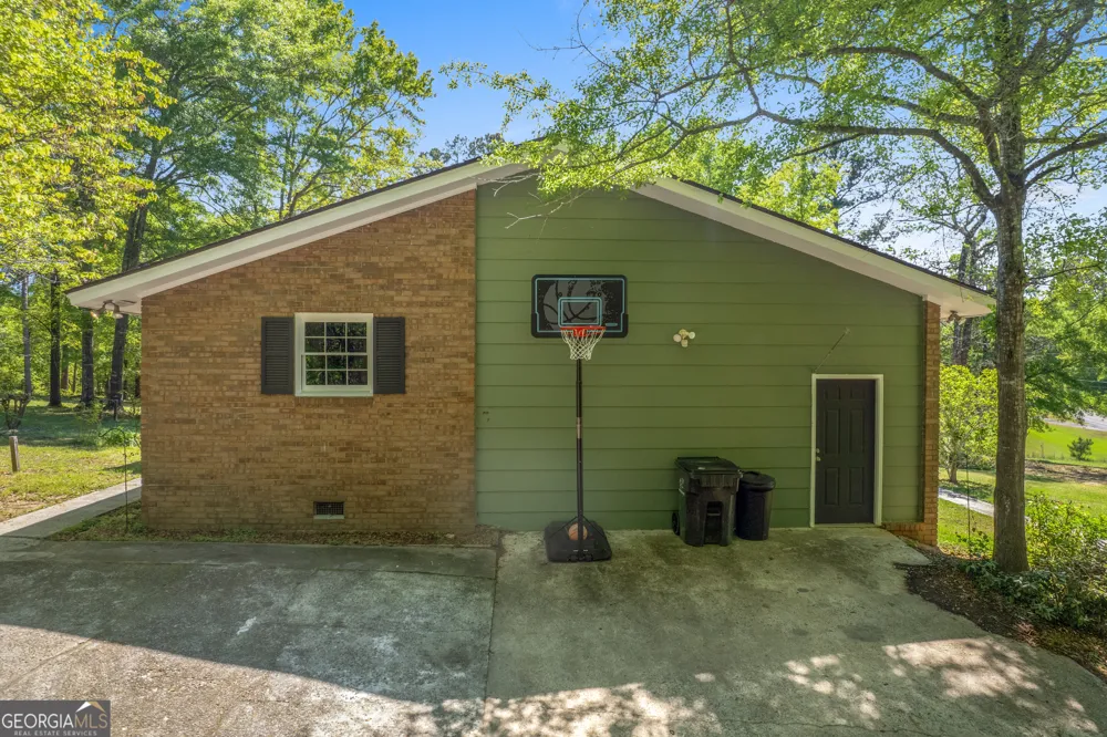195 Marshall RD NE Milledgeville, GA 31061