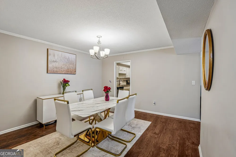 6851 Roswell RD Sandy Springs, GA 30328