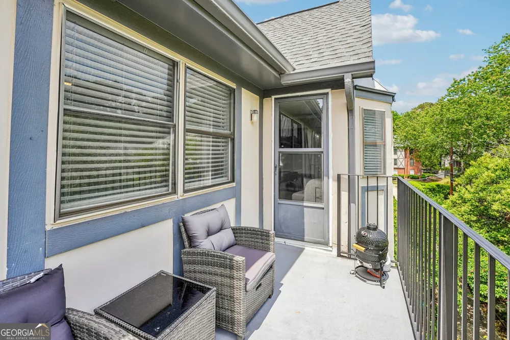 6851 Roswell RD Sandy Springs, GA 30328