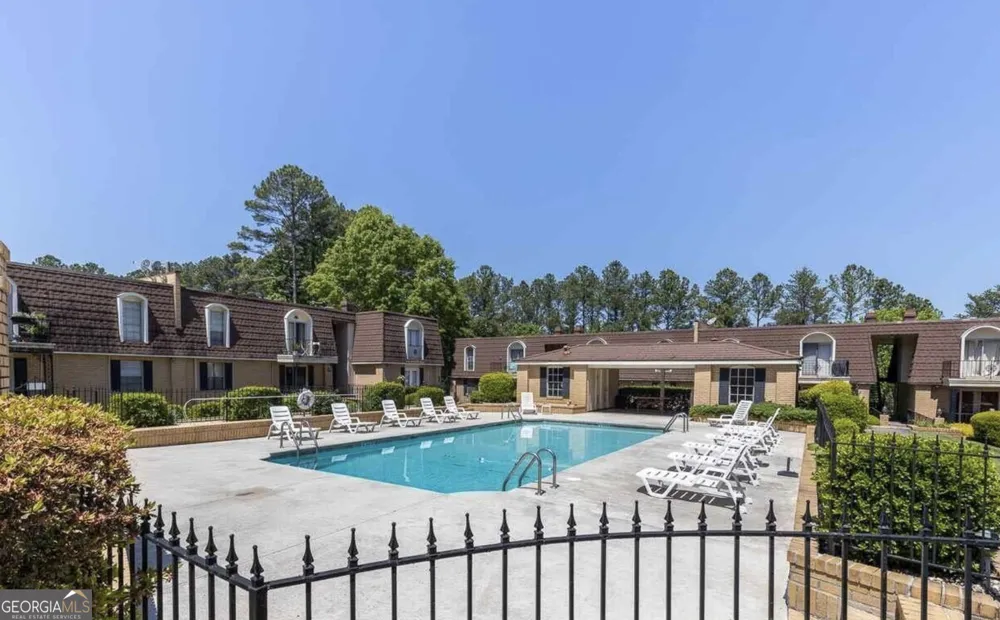 6851 Roswell RD Sandy Springs, GA 30328