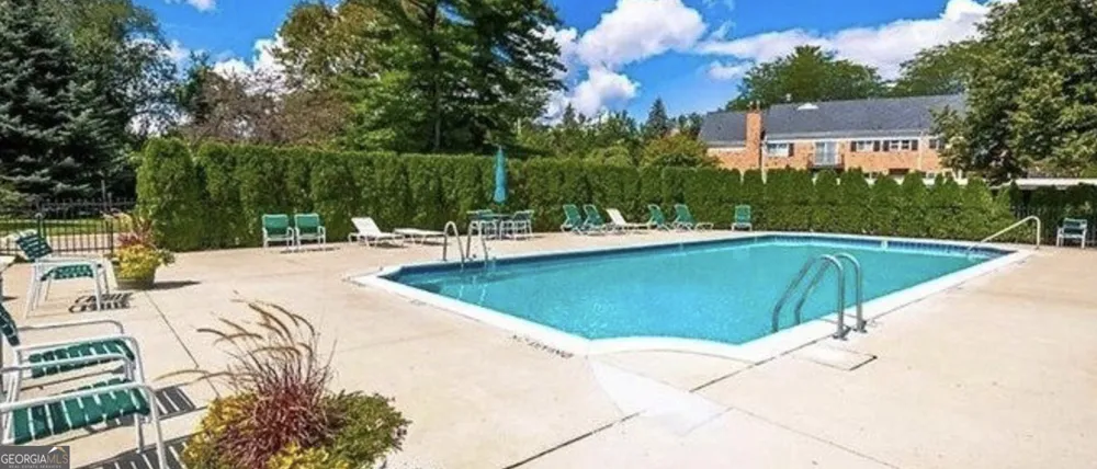 6851 Roswell RD Sandy Springs, GA 30328