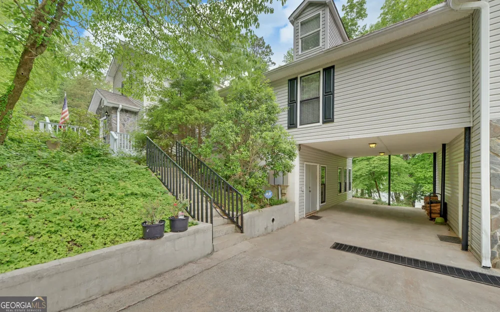 371 Shorewood CIR Toccoa, GA 30577