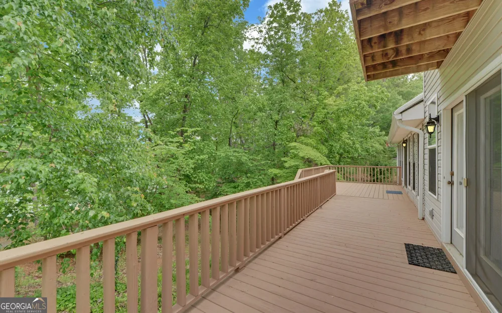 371 Shorewood CIR Toccoa, GA 30577