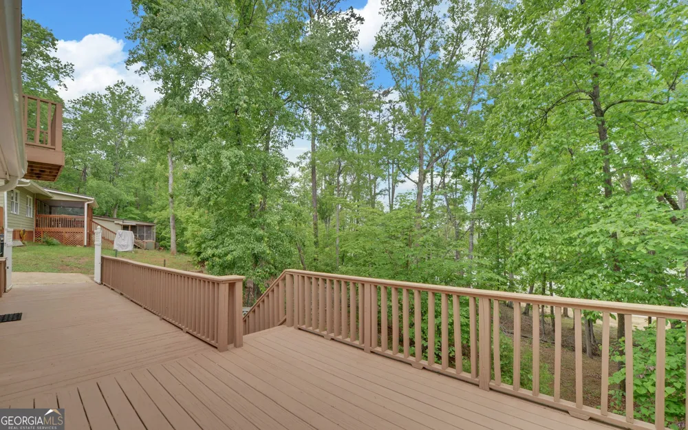 371 Shorewood CIR Toccoa, GA 30577