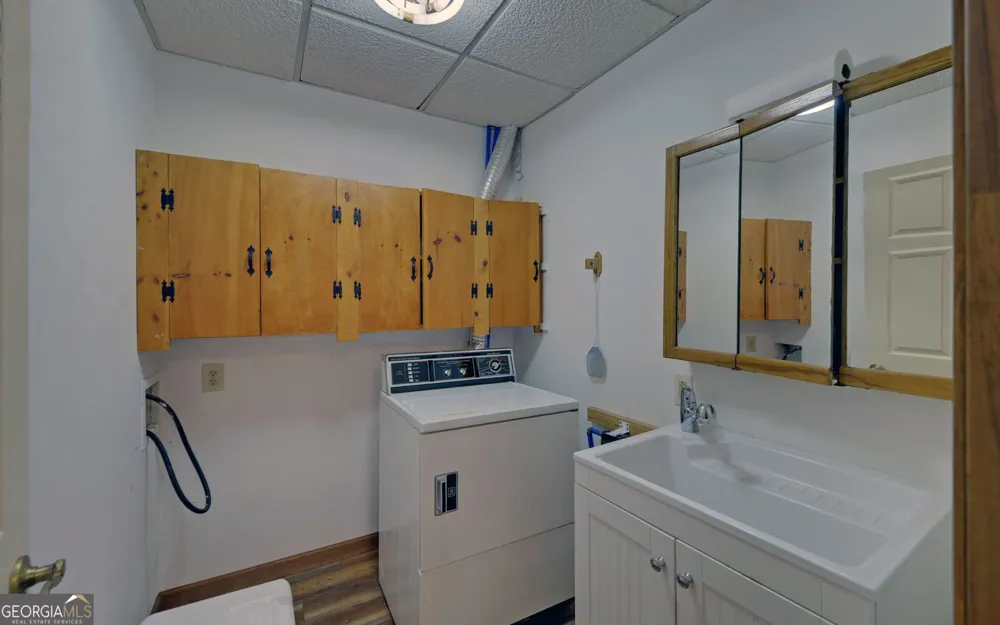 371 Shorewood CIR Toccoa, GA 30577