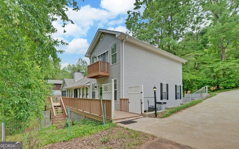 371 Shorewood CIR Toccoa, GA 30577