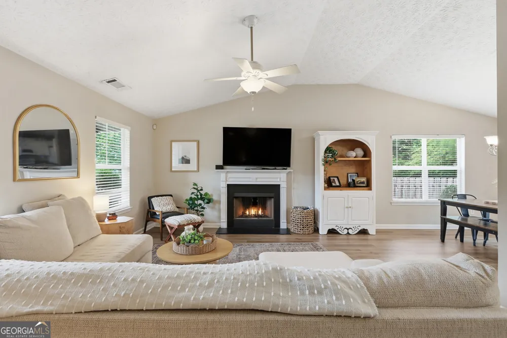 175 Summerbrook RD Braselton, GA 30517