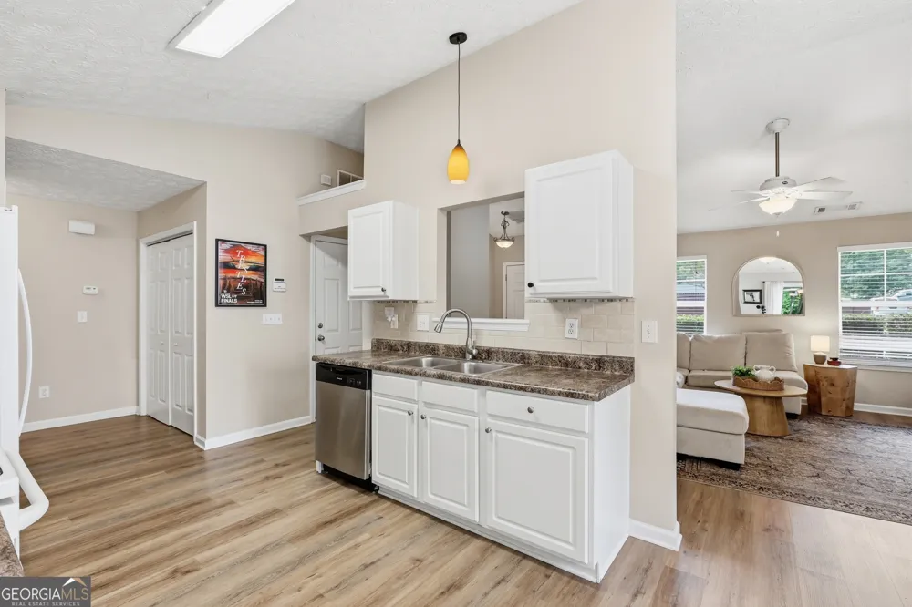 175 Summerbrook RD Braselton, GA 30517