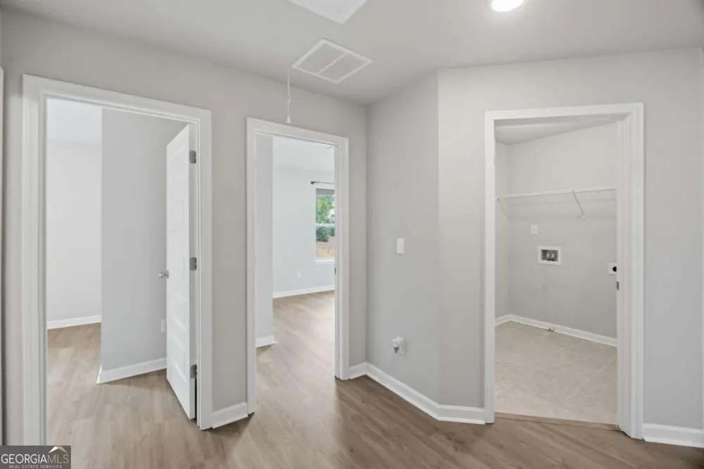 3713 Prospect Point DR Oakwood, GA 30566